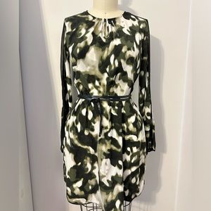 Simply Vera by Vera Wang Women’s Long Sleeve Dress